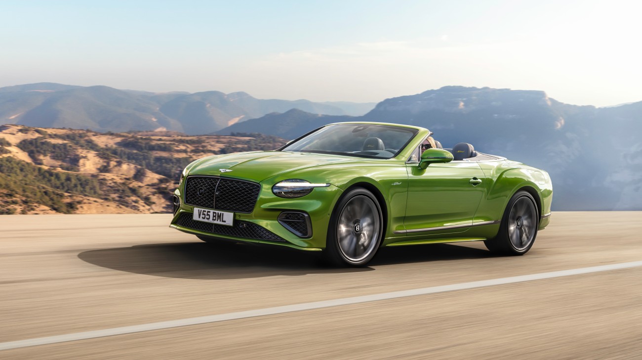 2025 Bentley Flying Spur: Bentley’s Most Powerful 4-Door with Hybrid V8